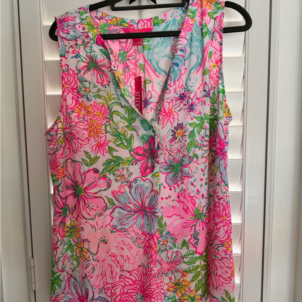 NWT Sleeveless Stacey Top - LILEEZE